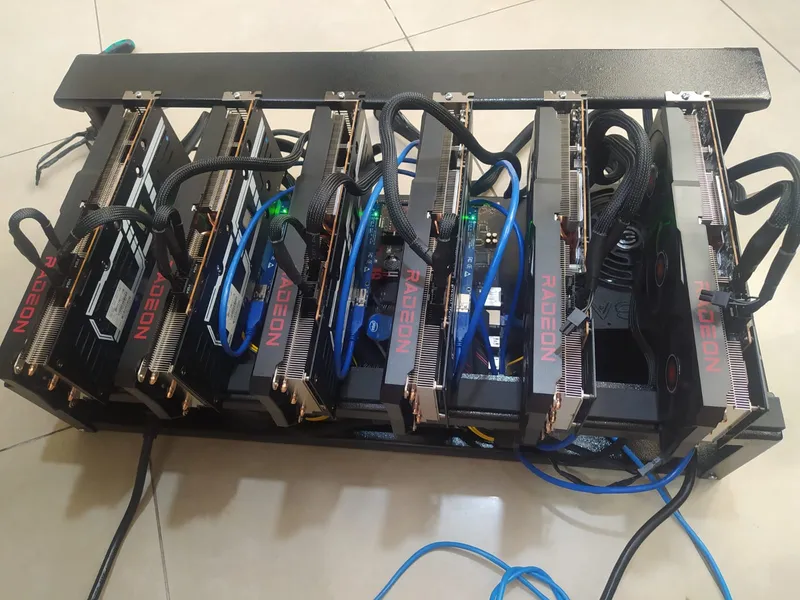 Cajas Bitmain Antminer